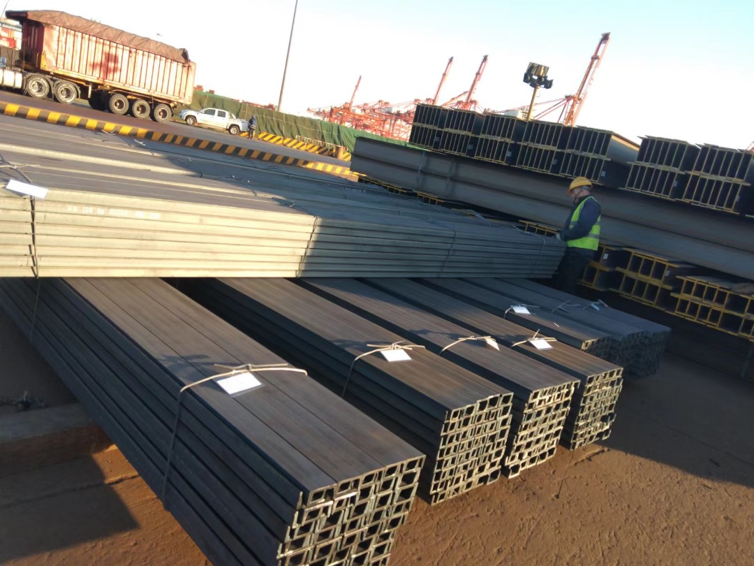 Steel Beams export to Latin American market by bulk shipment