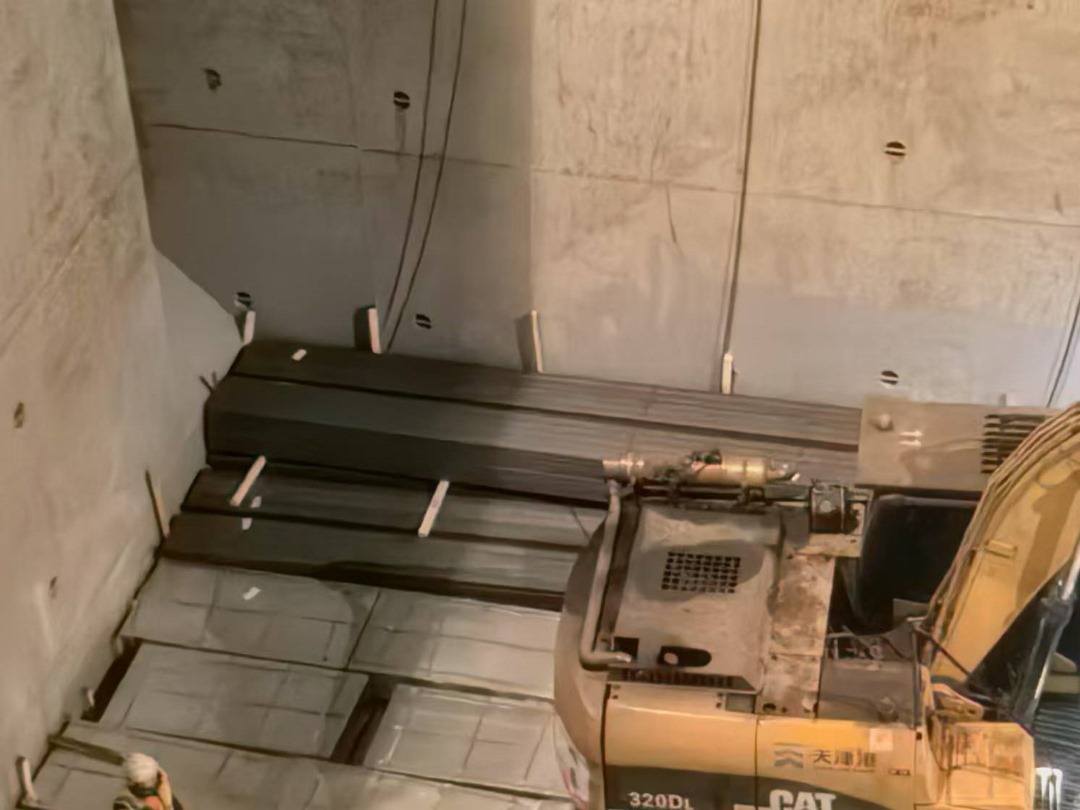 Steel Beams export to Latin American market by bulk shipment